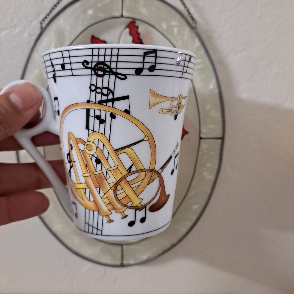 Classic Coffee Set Design By Yedi  Design With Music Note Set of 4 8oz - Picture 6 of 6